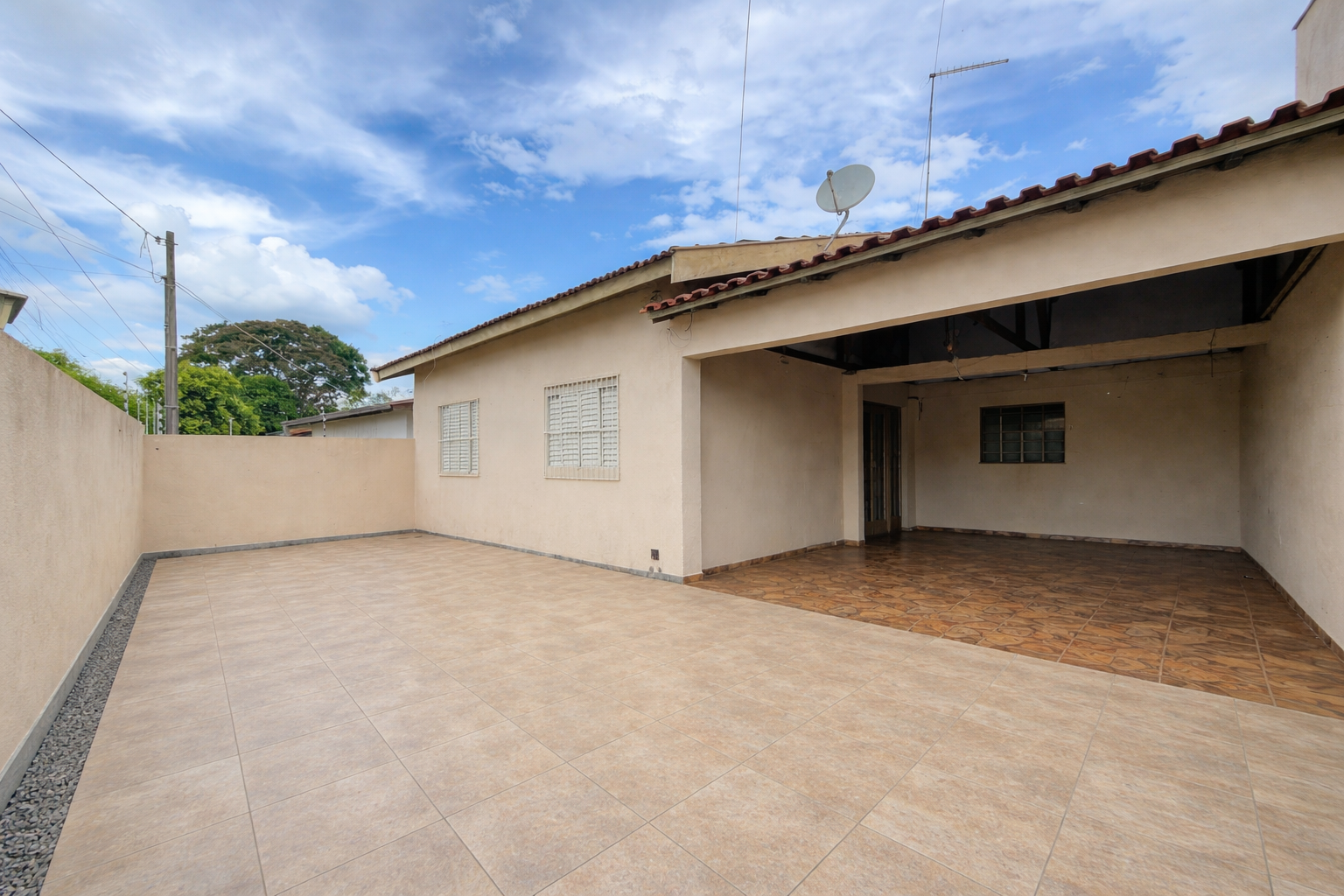 Casa à Venda, 3 Quartos, Setor 3 - Ibiporã - 2 Vagas - 2